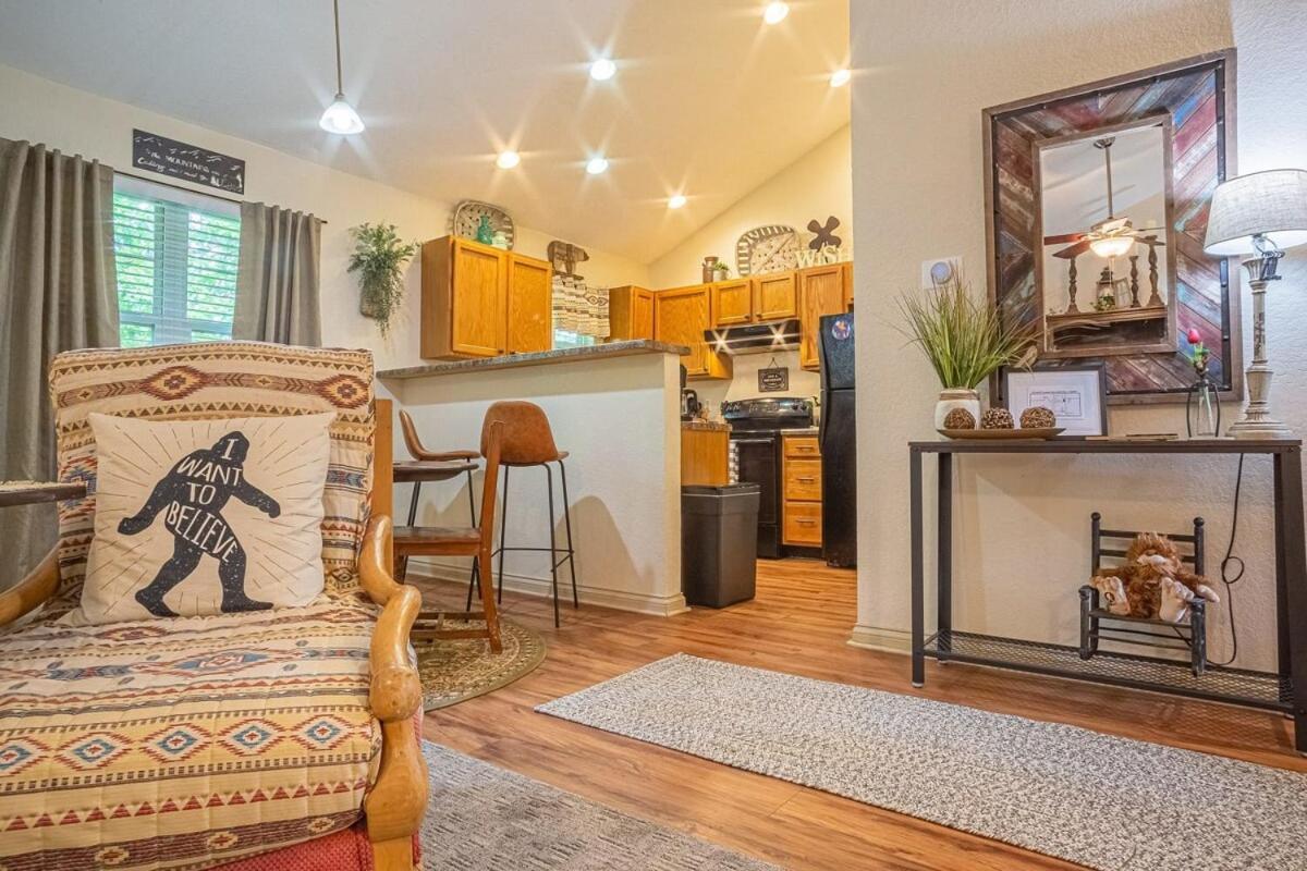 Cabin C In The Gatlinburg Art & Craft Community 外观 照片